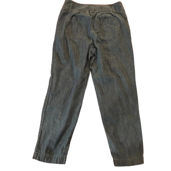 Talbots Size 4 Medium Wash relaxed Fit Jeans - Picture 3 of 3